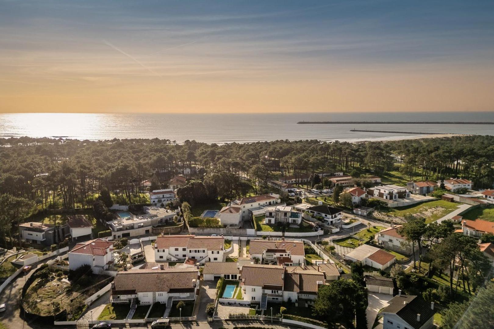 Portugal Active Cabedelo Beach Lodge - Heated Pool فيانا دو كاستيلو المظهر الخارجي الصورة